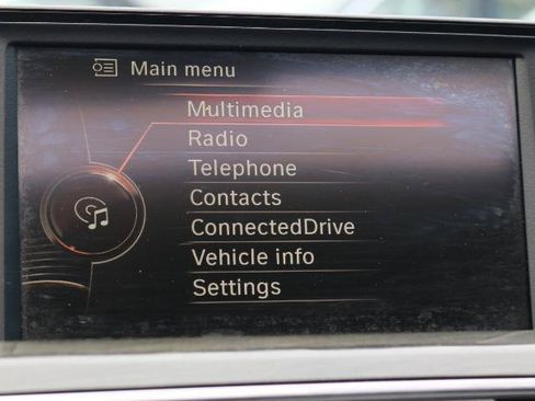 Used 2017 BMW 330i Sedan w/ Premium Package RWD image 14