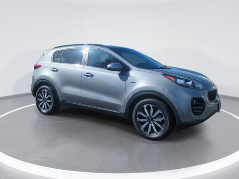 Used 2019 Kia Sportage EX w/ EX Technology Package AWD/4WD image 4