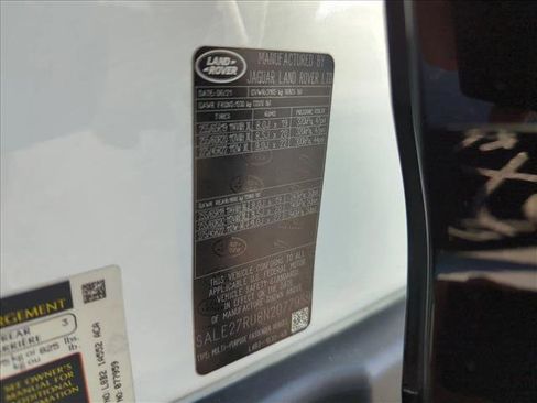 Used 2022 Land Rover Defender 110 X-Dynamic SE AWD/4WD image 25