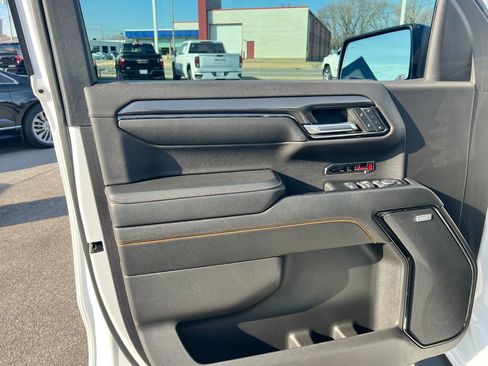 Used 2023 GMC Sierra 1500 AT4 w/ AT4 Premium Package image 28