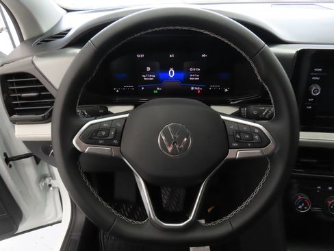 New 2026 Volkswagen Taos S image 16