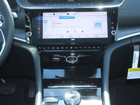 New 2026 Jeep Grand Cherokee Altitude AWD/4WD image 7