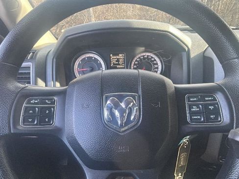 Used 2016 RAM 1500 Express image 18