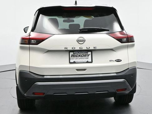 Used 2023 Nissan Rogue SL FWD image 6