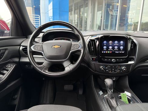 Used 2022 Chevrolet Traverse LT AWD/4WD image 16