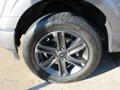 Used 2023 Ford F150 Lariat image 38