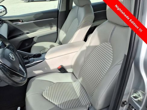 Used 2020 Toyota Camry SE image 16