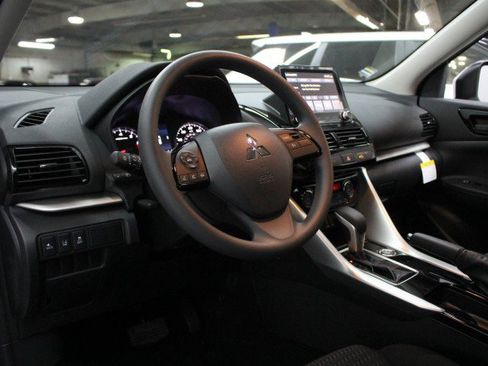 New 2026 Mitsubishi Eclipse Cross ES image 5