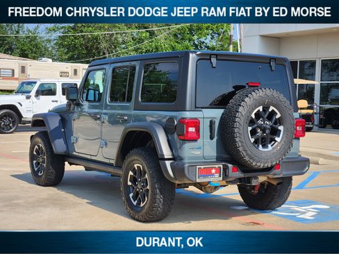 Used 2024 Jeep Wrangler Unlimited Rubicon 4xe AWD/4WD image 3