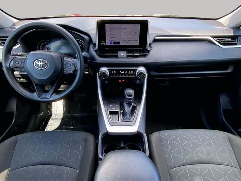 Used 2024 Toyota RAV4 XLE FWD image 15