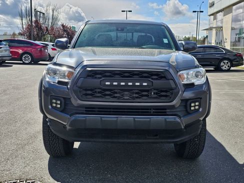 Used 2021 Toyota Tacoma SR AWD/4WD image 2