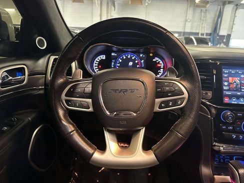 Used 2020 Jeep Grand Cherokee SRT image 14