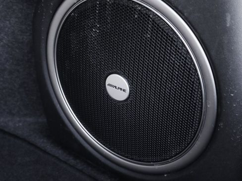 Used 2022 Chrysler 300 Touring L w/ Popular Equipment Group image 10