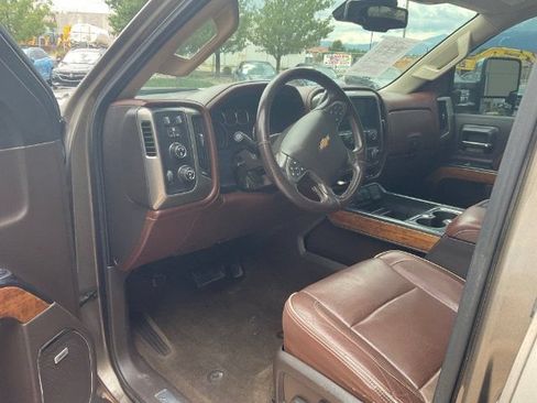 Used 2015 Chevrolet Silverado 2500 High Country w/ Duramax Plus Package AWD/4WD image 18