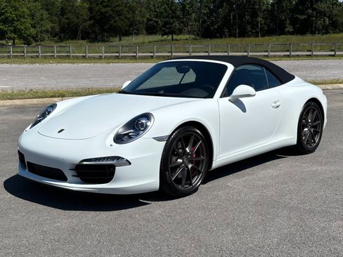 Used 2013 Porsche 911 Carrera S RWD image 12