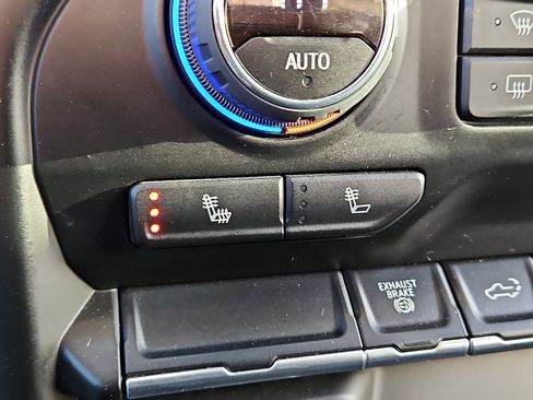 Used 2023 Chevrolet Silverado 2500 LTZ image 16