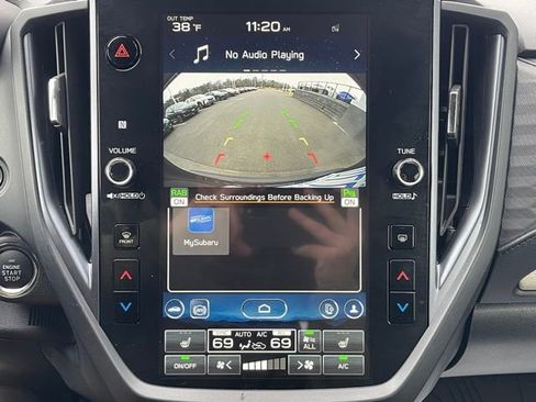 Certified 2025 Subaru Forester Limited image 13