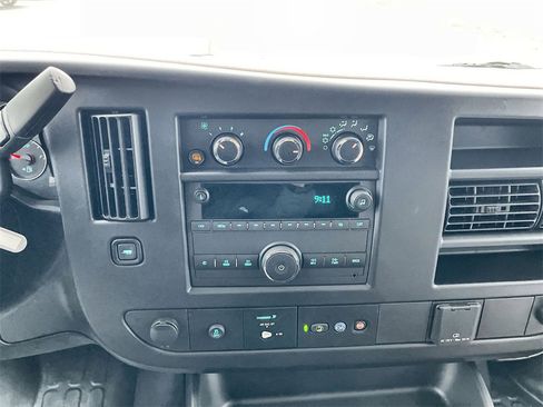 New 2025 Chevrolet Express 2500 Work Van image 12