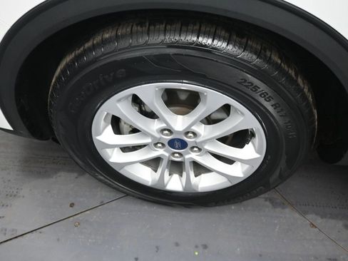 Used 2021 Ford Escape SE image 36