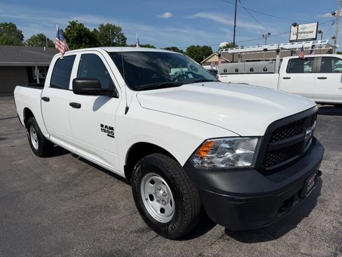 Used 2019 RAM 1500 Tradesman w/ Popular Equipment Group AWD/4WD image 4