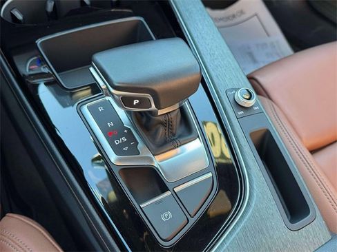 Used 2020 Audi A4 2.0T Premium image 34