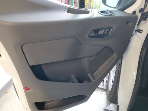 Used 2025 Ford Transit 250 Low Roof w/ Exterior Upgrade Package RWD image 10