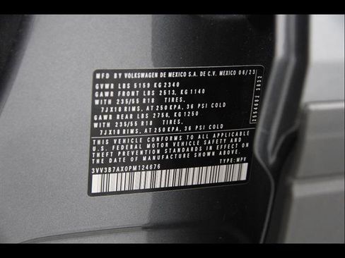 Used 2023 Volkswagen Tiguan SE FWD image 24