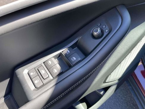 New 2025 Jeep Grand Cherokee L Limited AWD/4WD image 26