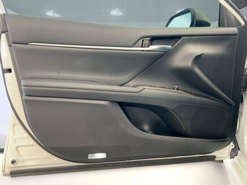 Used 2021 Toyota Camry XSE image 21