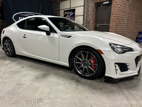 Used 2017 Subaru BRZ Limited w/ Performance Package image 16
