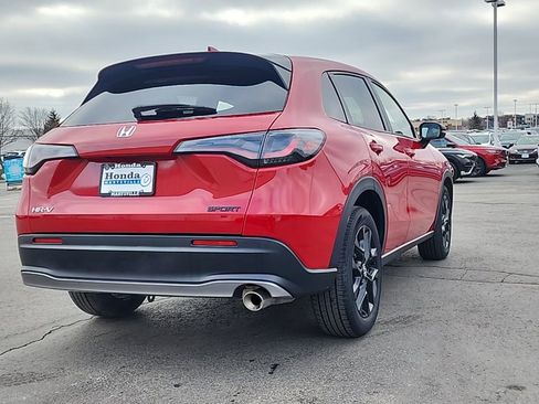Certified 2025 Honda HR-V Sport image 9