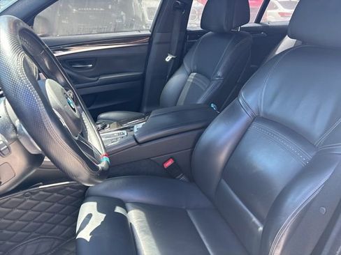 Used 2016 BMW 550i Sedan image 6