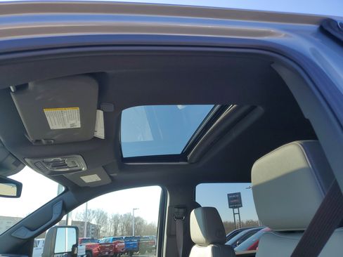 New 2025 GMC Sierra 2500 SLT w/ SLT Premium Package image 28