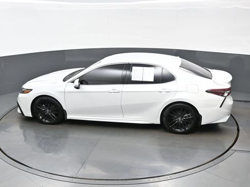 Used 2022 Toyota Camry XSE w/ Cold Weather Package FWD image 39