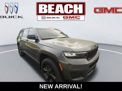 Used 2025 Jeep Grand Cherokee L Altitude