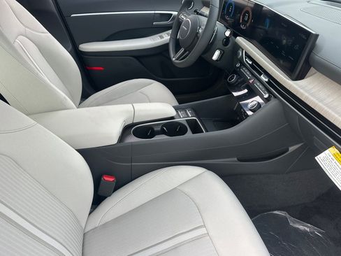 New 2025 Hyundai Sonata SEL image 15
