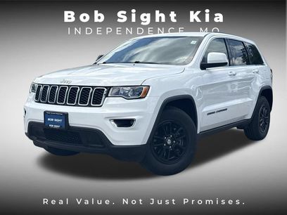 Used 2018 Jeep Grand Cherokee Laredo
