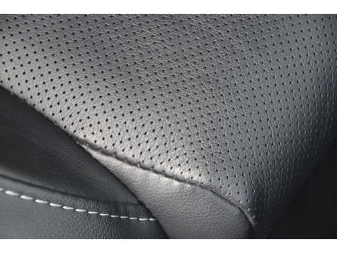 Used 2023 Subaru Outback Limited image 33