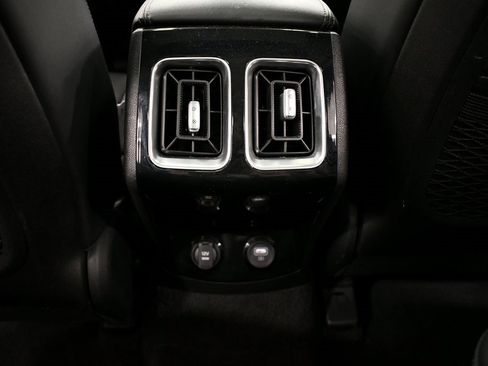 Certified 2023 Kia Sorento SX image 17