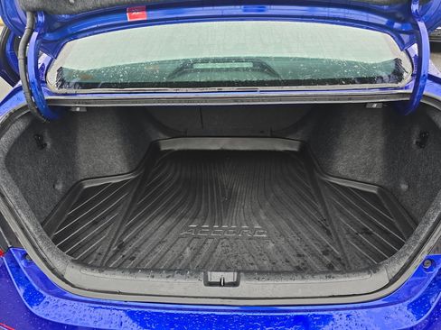 Used 2022 Honda Accord Sport image 13