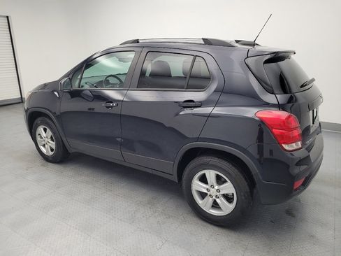 Used 2022 Chevrolet Trax LT w/ Driver Confidence Package AWD/4WD image 3