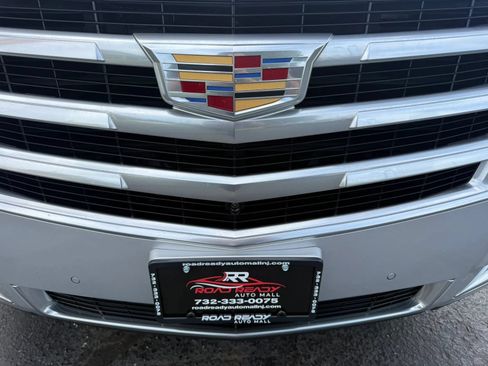 Used 2019 Cadillac Escalade ESV Luxury AWD/4WD image 77