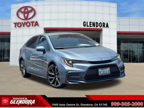 Certified 2022 Toyota Corolla SE FWD image 2