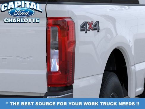New 2026 Ford F250 XL w/ XL Chrome Package image 21