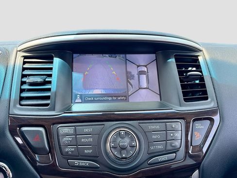 Used 2014 Nissan Pathfinder Platinum w/ Platinum Premium Package AWD/4WD image 28