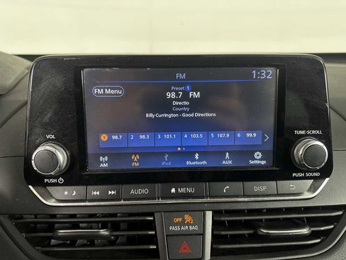 Used 2024 Nissan Altima 2.5 S image 16