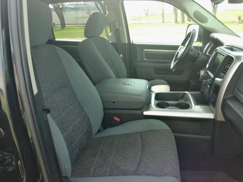 Used 2017 RAM 1500 Big Horn AWD/4WD image 17