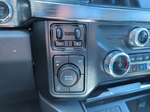 Used 2024 Ford F250 Lariat w/ Sport Appearance Package AWD/4WD image 25