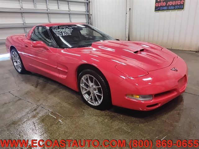 Used 1999 Chevrolet Corvette Coupe w/ Memory Pkg RWD image 4