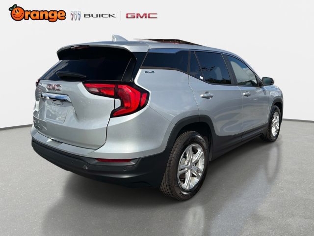 Used 2021 GMC Terrain SLE FWD image 3